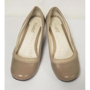 Vtg Mudd Abida Women's Tan Round Toe Kitten Heels Pumps Sz 9M, Made in China
